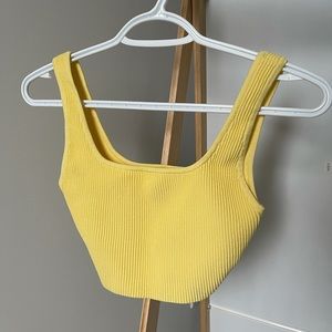 Aritzia Babaton sculpt knit top